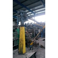 Hydraulic manipulator on pillar, for a maximum of 110 kg